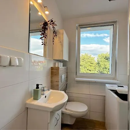 Walezy - Peaceful Retreat, 10 Minutes To Old Town & Seaside * Gdańsk