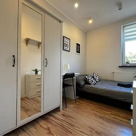 Séjour chez l'habitant Walezy - Peaceful Retreat, 10 Minutes To Old Town & Seaside *