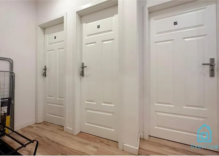 Pansiyon Walezy - Peaceful Retreat, 10 Minutes To Old Town & Seaside