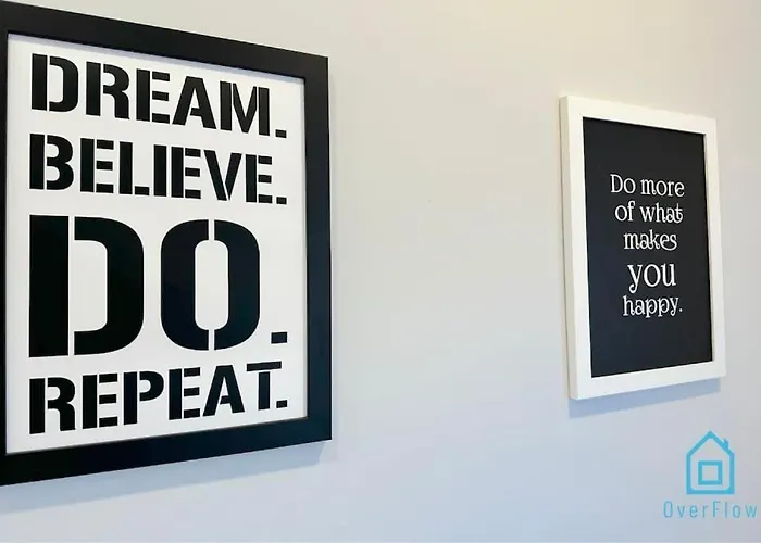 Walezy - Peaceful Retreat, 10 Minutes To Old Town & Seaside Pansiyon *